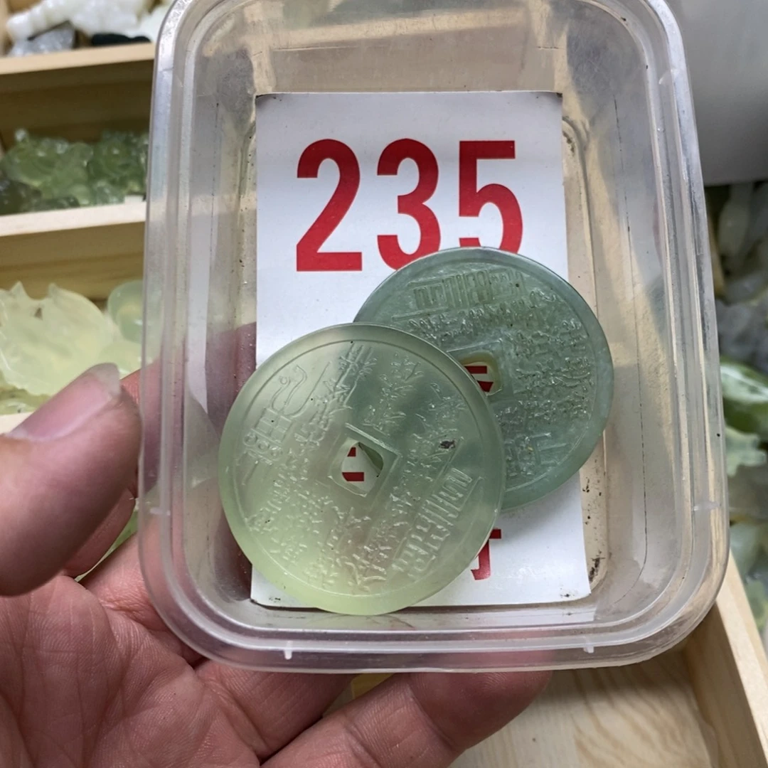 蛇纹石玉挂坠足银镀金镶嵌