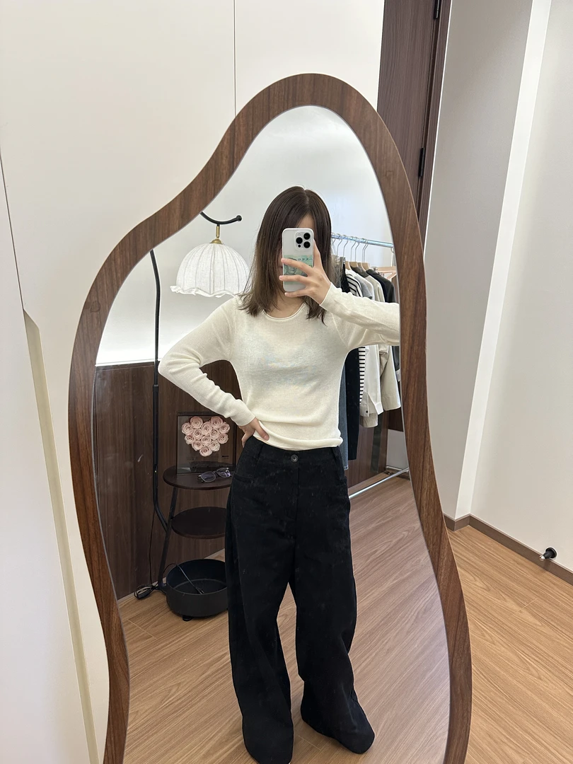 DWEIII长袖圆领针织毛针织衫秋季套头款薄款含少量毛打底针织衫