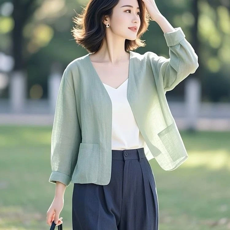 漂亮轻薄短外套女2025春夏季薄款宽松七分袖纯色复古休闲开衫上衣