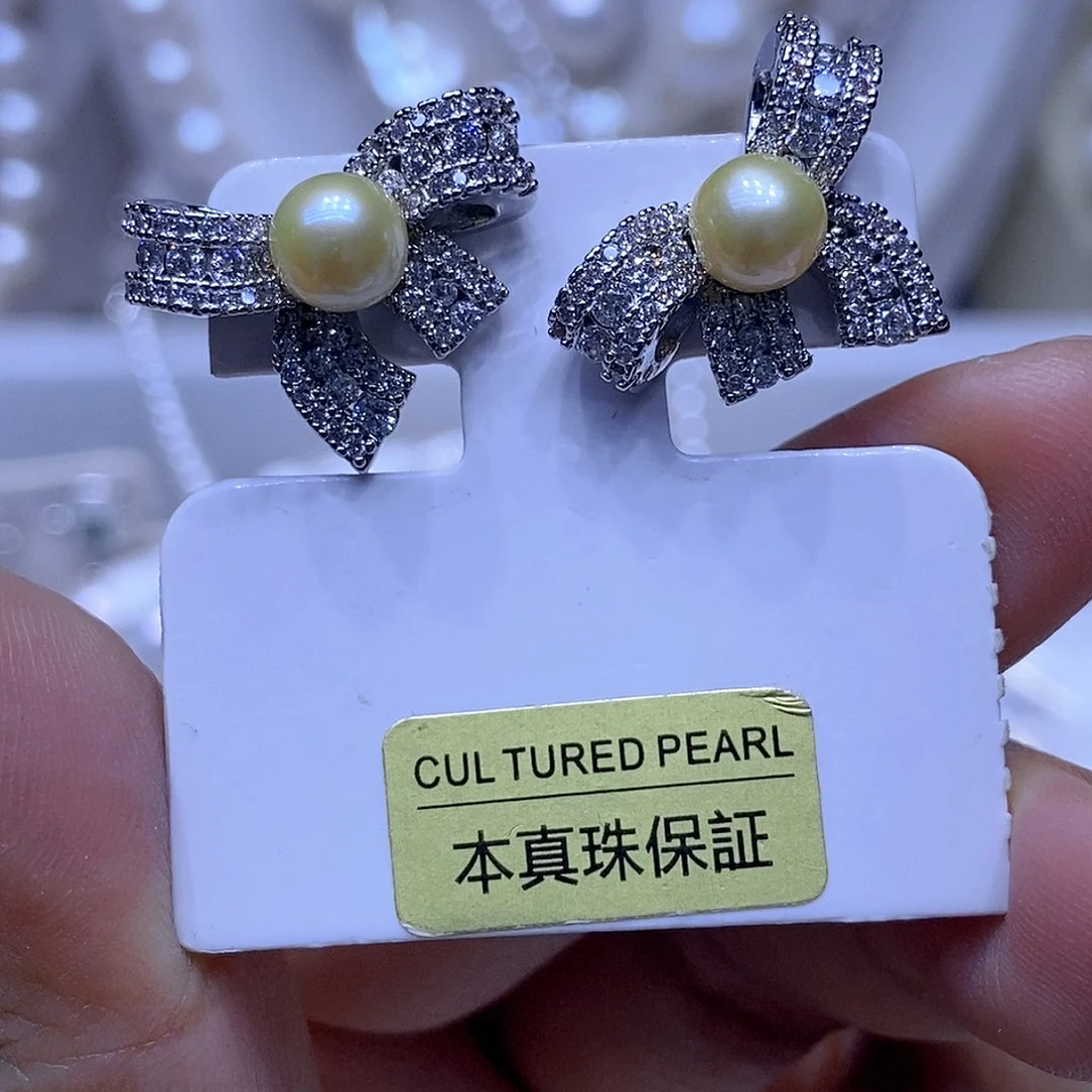 未镶嵌淡水珍珠吊坠或者耳钉