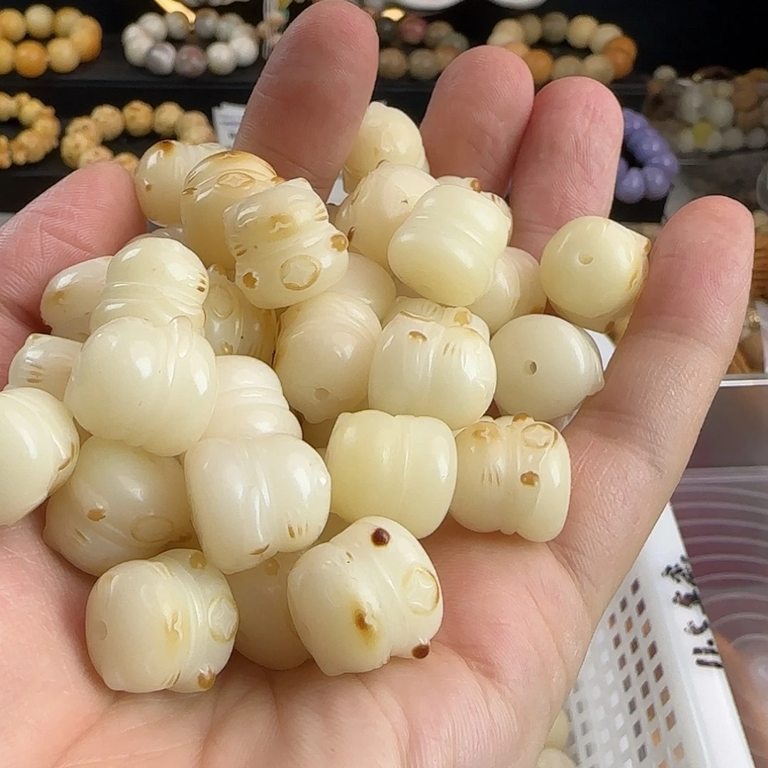 手串菩提根/象牙果瑕卡15炭烤招财猫20颗