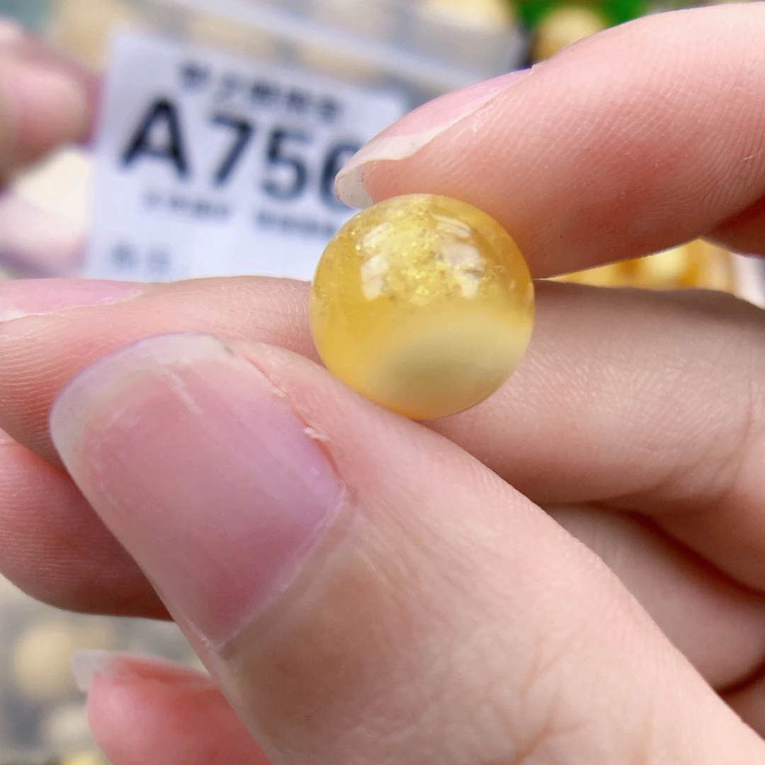未镶嵌琥珀珠宝奇石11