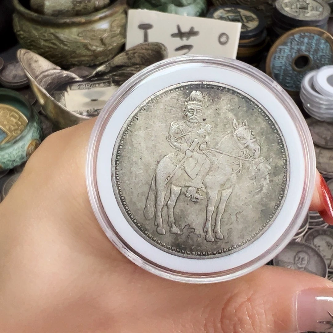 金属复古风格大头