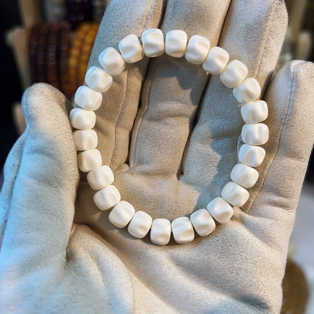 把件桃核0.9鹿角顺白