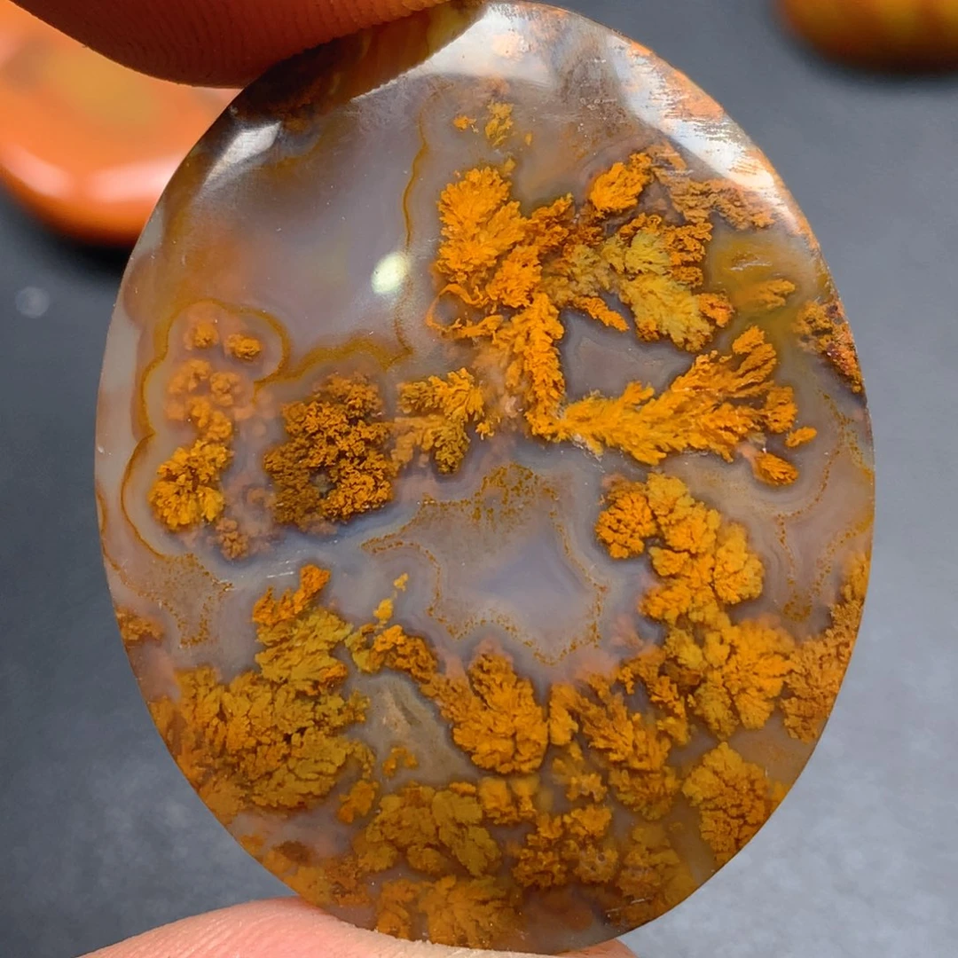 未镶嵌颈饰玛瑙/玉髓谷*堂