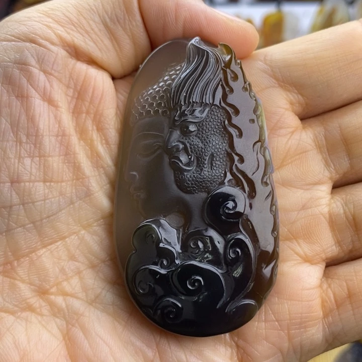 品***制玛瑙/玉髓未镶嵌颈饰
