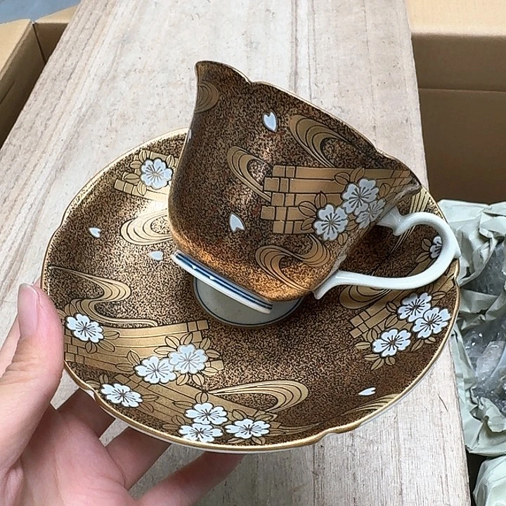 瓷片噗哈哈哈哈哈哈哈