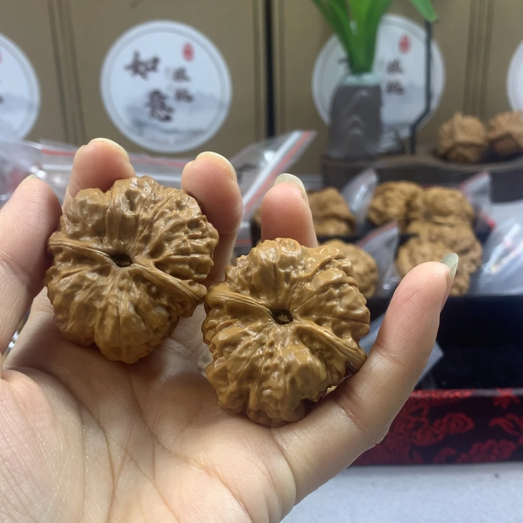 曹*威文玩核桃蛤蟆头38
