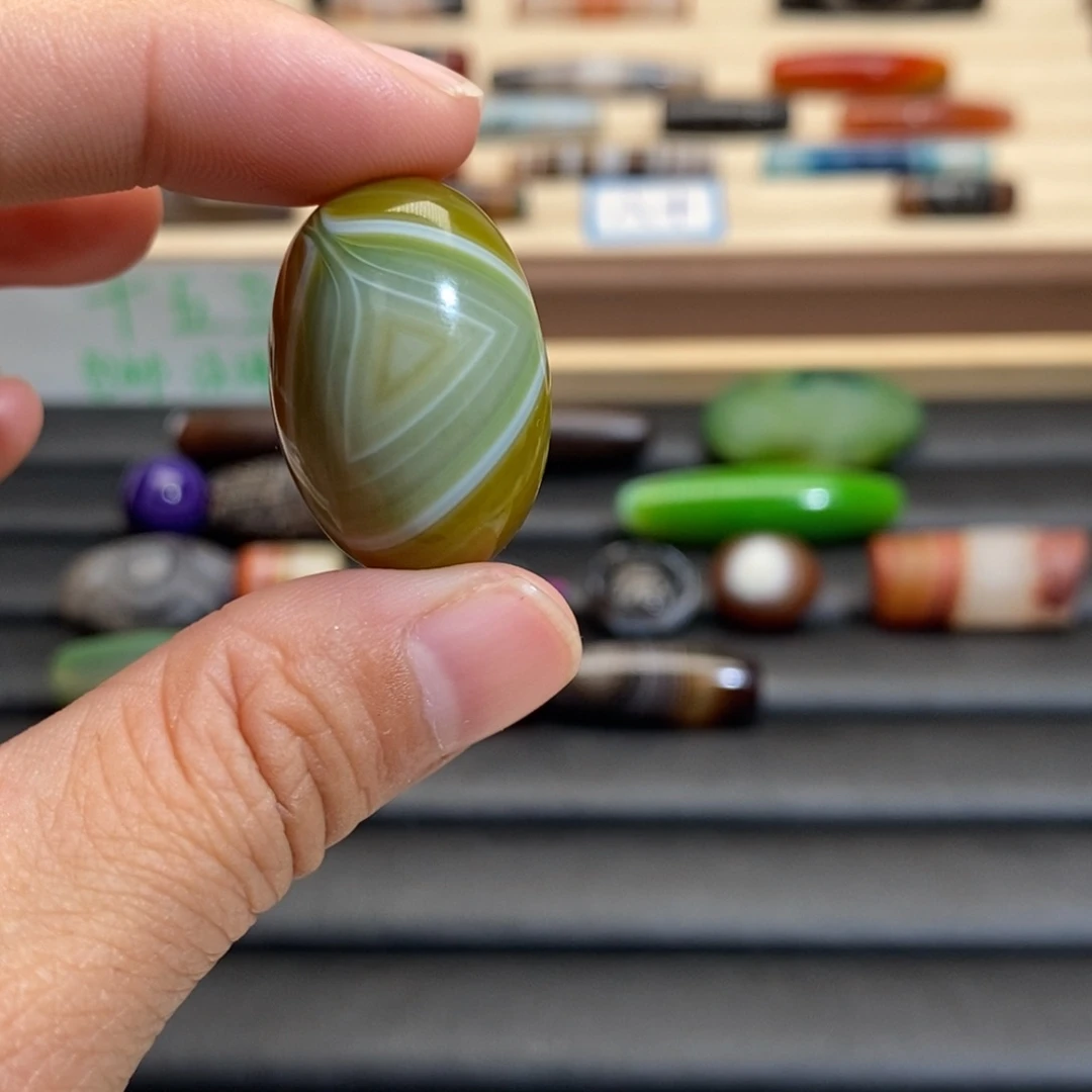 玛瑙/玉髓颈饰未镶嵌张****i