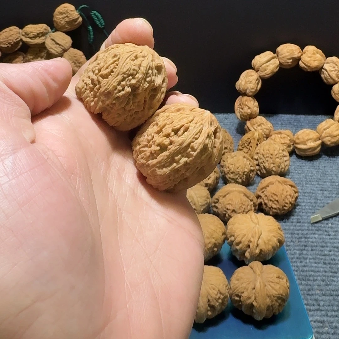 文玩核桃把件南疆石福利34尺