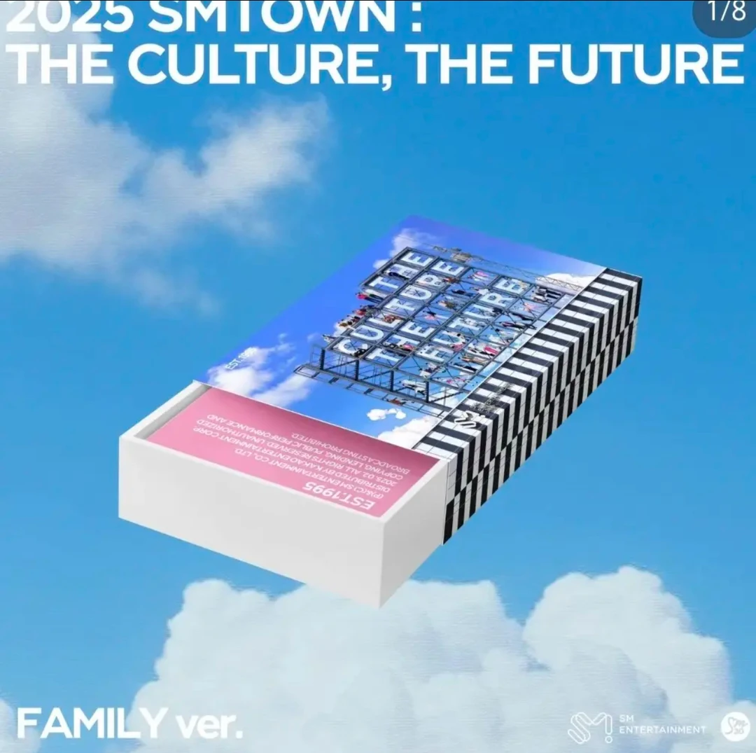 【强烈推荐】SM家族专 2025 SMTOWN 冬专 周边画册 道具