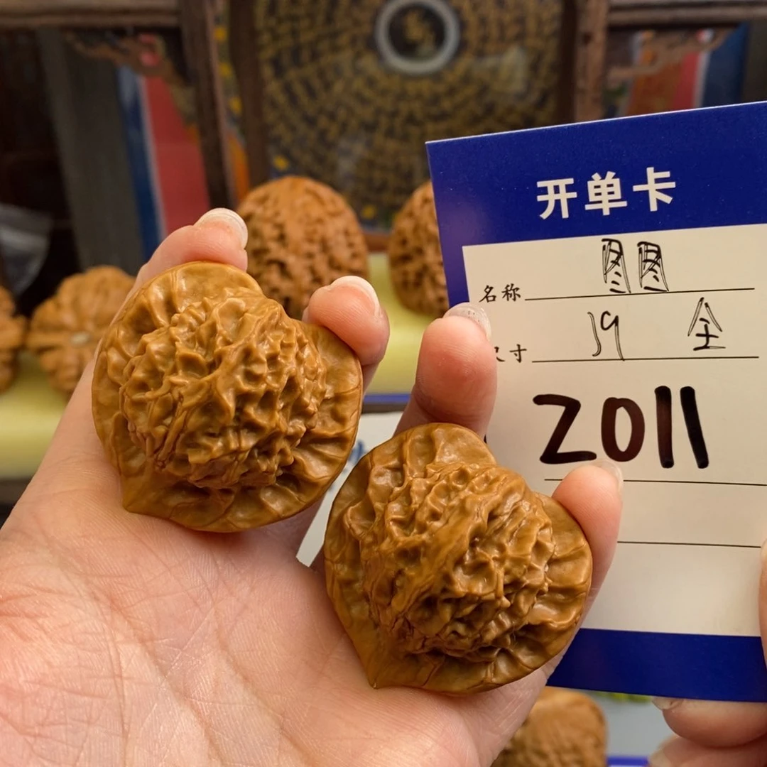 文玩核桃吊坠今****的图图