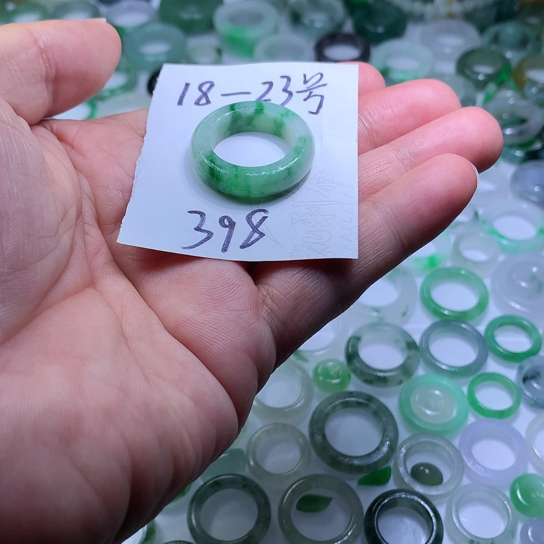 未镶嵌定制翡翠翡翠