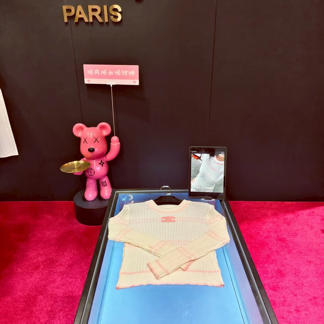 +43新款时尚轻奢设计师针织上衣休闲百搭圆领长袖