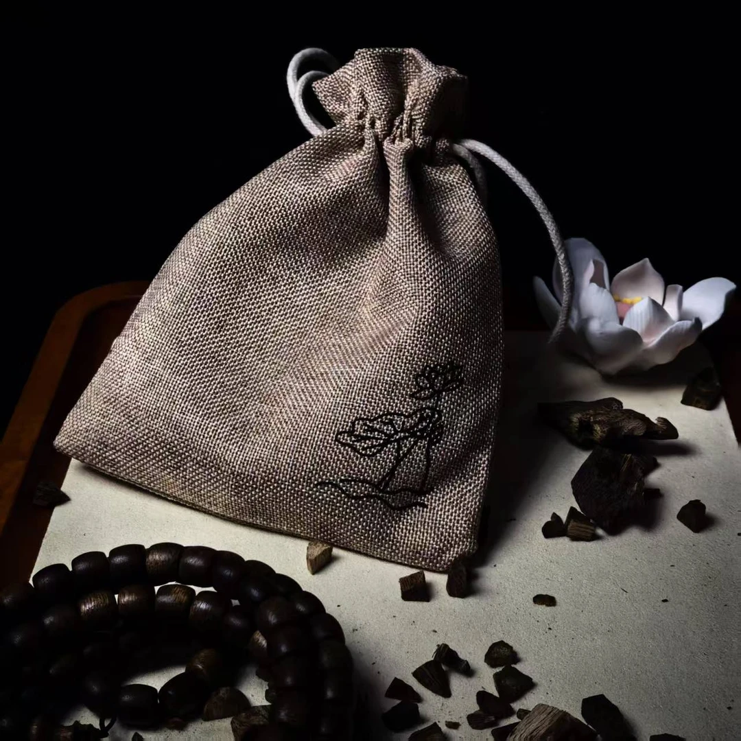 沉香R32沉香木作文创