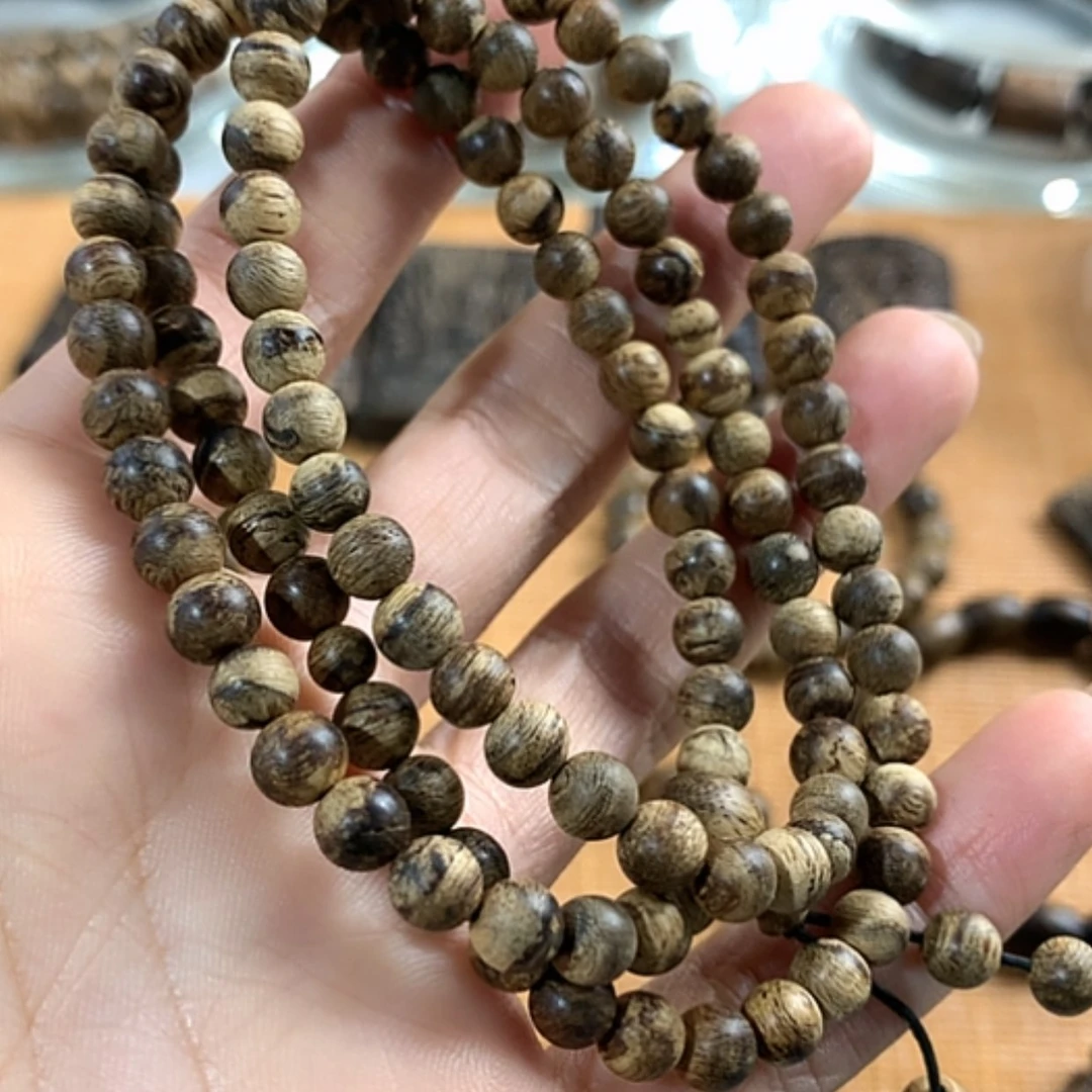 【闪购商品】沉香手串文莱软丝0.6，10.8克多圈