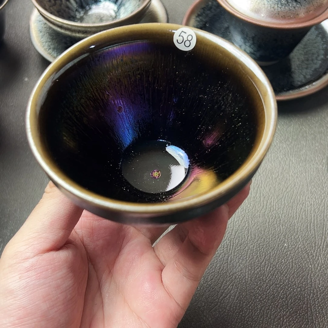 茶盏你的心在滴血呢啊哈是