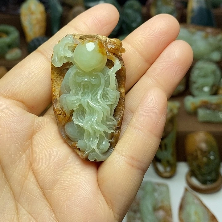 L***N岫岩河磨玉（透闪石质玉）未镶嵌颈饰