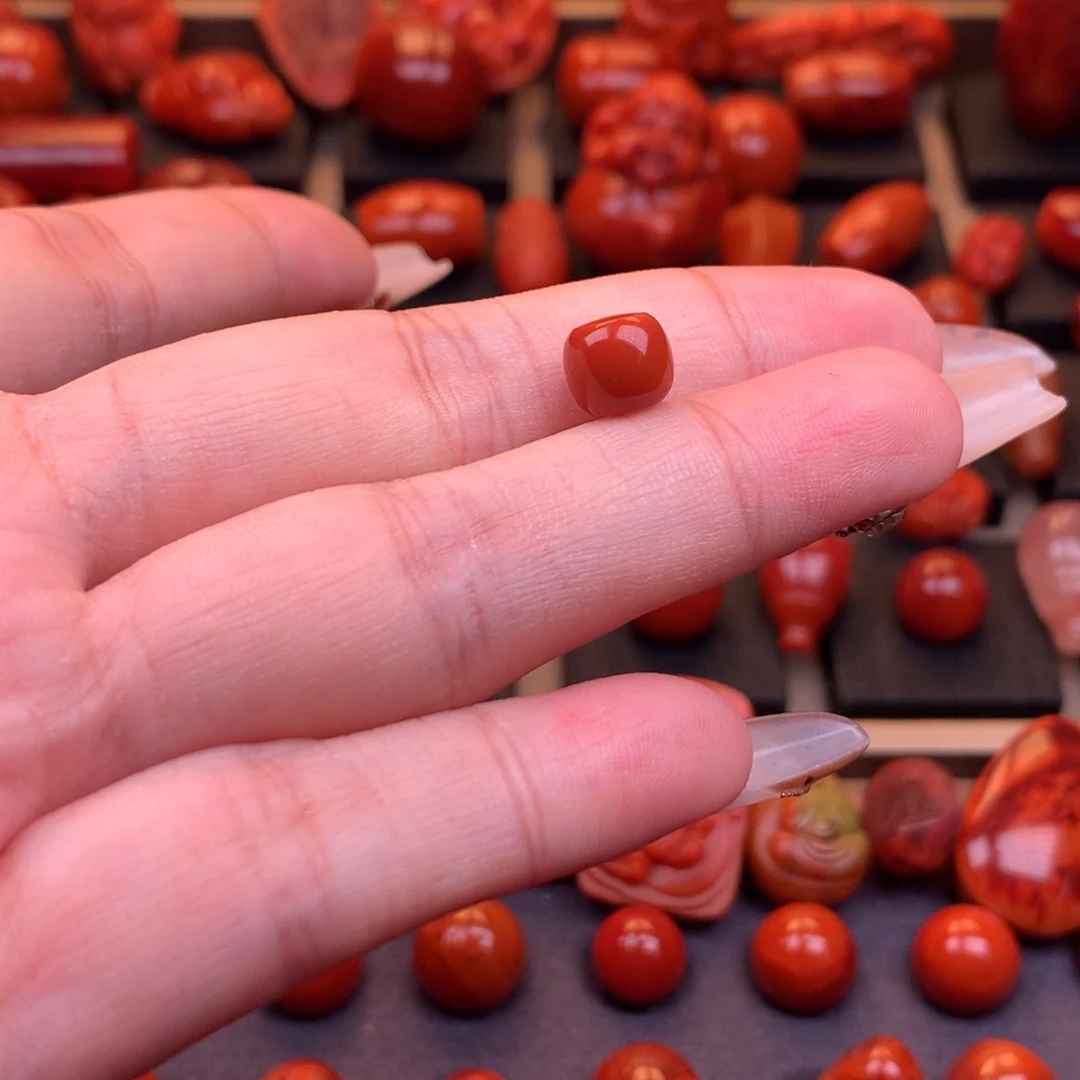 南红玛瑙未镶嵌川料原矿老型单珠8mm