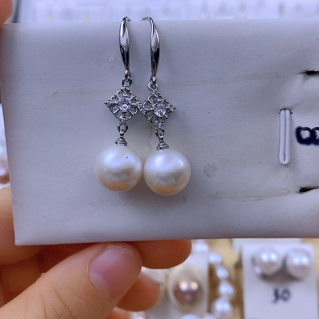 耳饰未镶嵌淡水珍珠