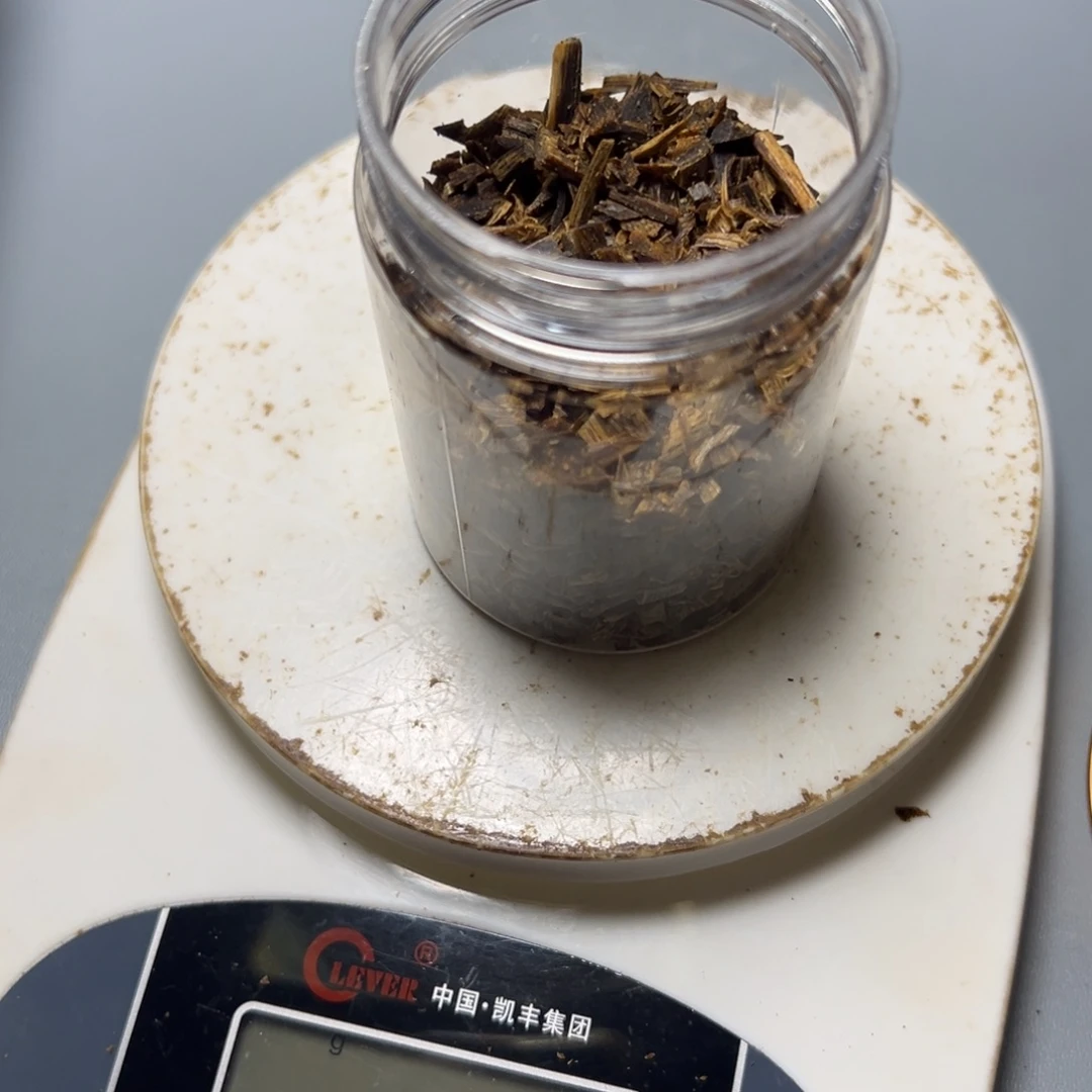 李***画沉香沉香碎屑海南老白棋碎料32g