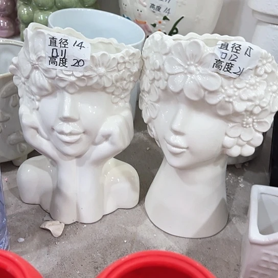 多肉绿植陶瓷花盆9.9包邮，有孔