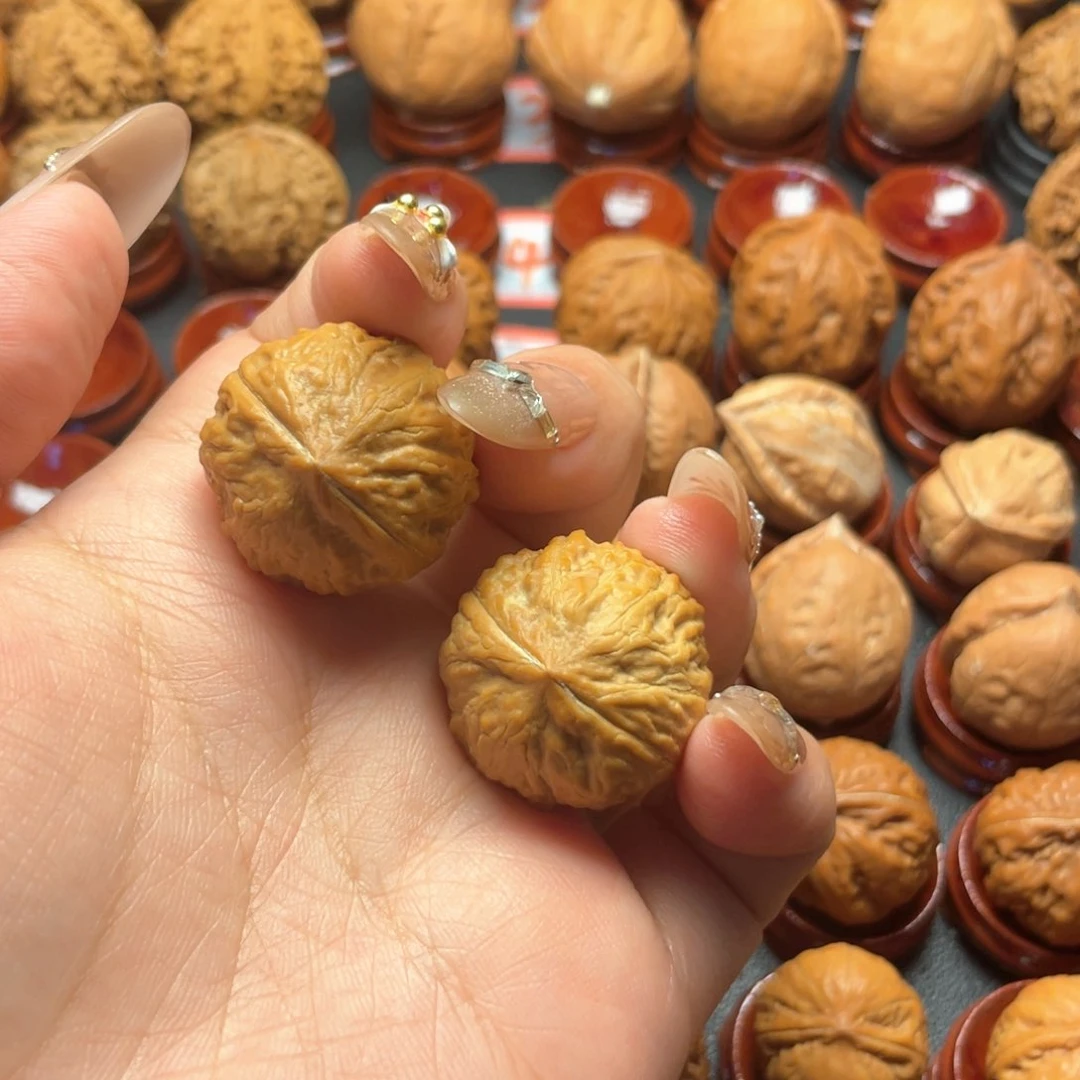 鱼*-核桃。。。。。。。。。。。