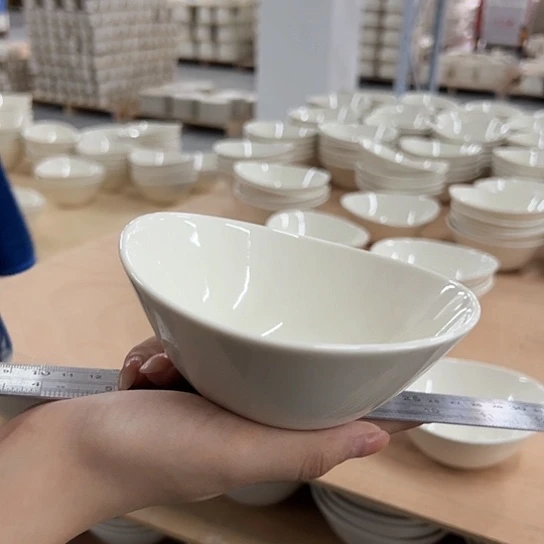 新骨瓷026微瑕暖白5寸元宝碗俩只装主播福利款