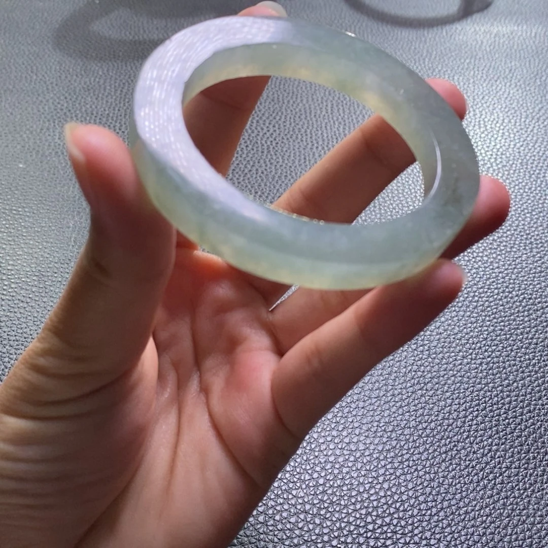 定制翡翠未镶嵌贵妃