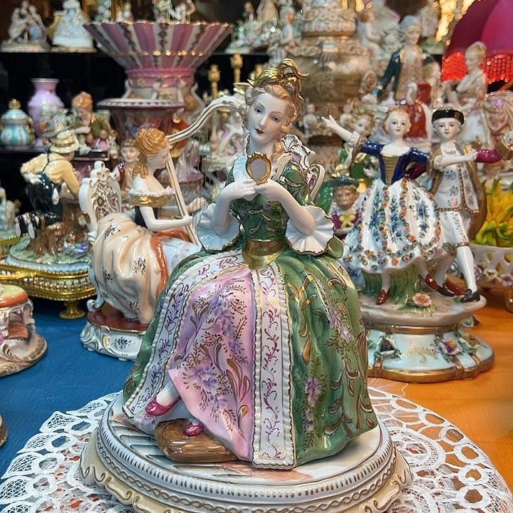 陶瓷夫人梳妆照镜子 老货库存