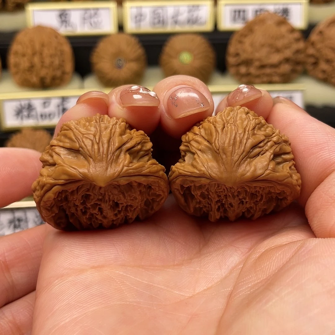 【闪购商品】文玩核桃吊坠蛇头