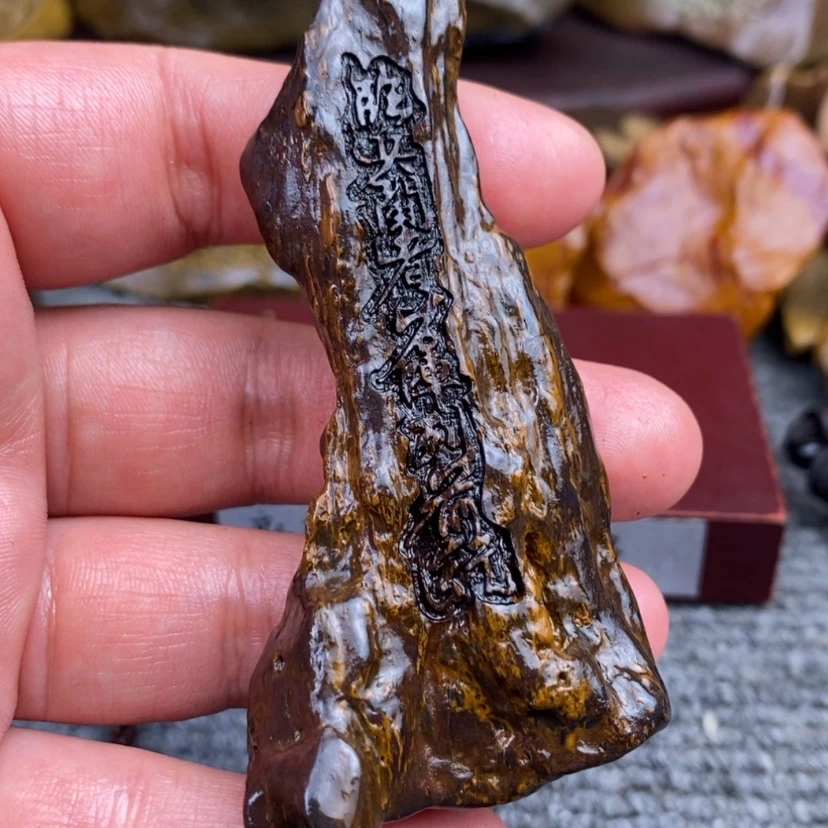 【闪购商品】原石雕刻手把件