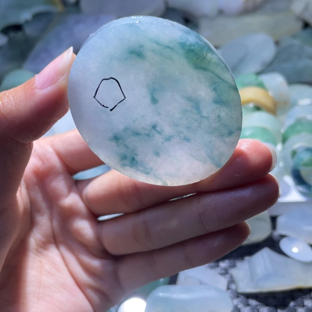 定制翡翠未镶嵌翡翠