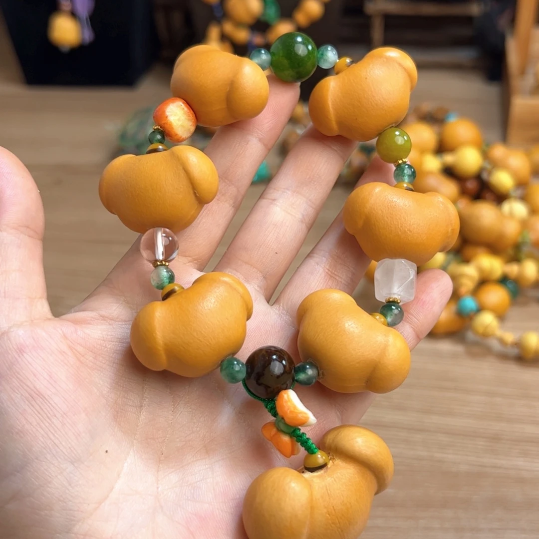 董***拿陶瓷葫芦11111111111
