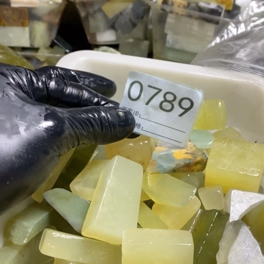 【闪购商品】未镶嵌蛇纹石玉珠宝玉器