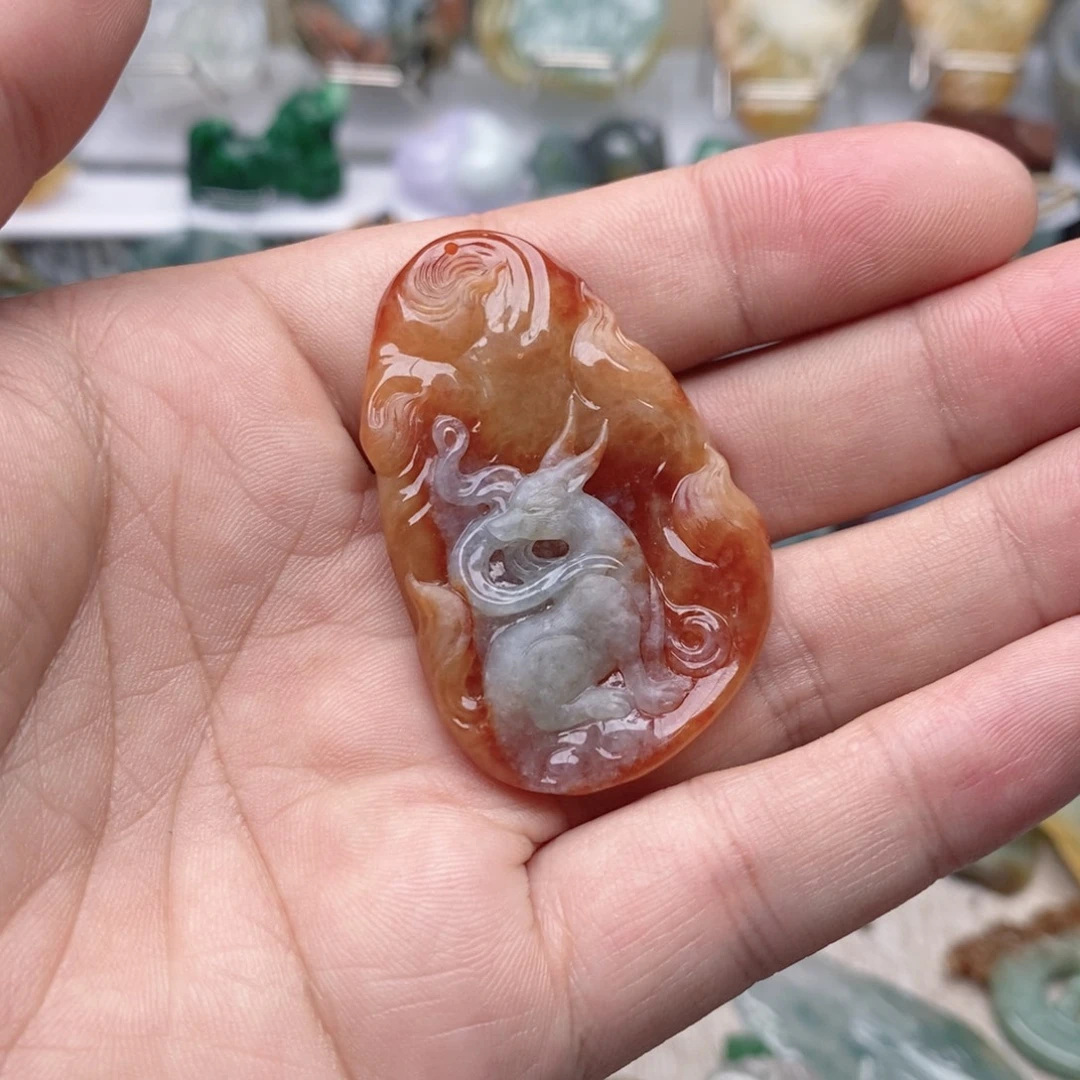 翡翠未镶嵌颈饰缅甸翡翠玉A货挂件