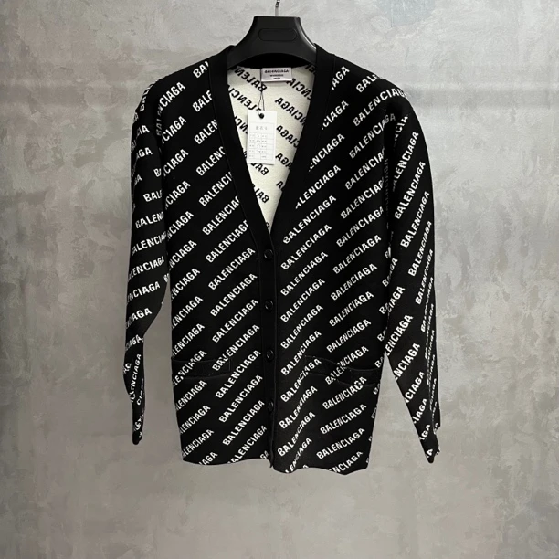 未使用 Balenciaga/巴黎世家 白标黑色字母嵌花纽扣羊毛衫/2