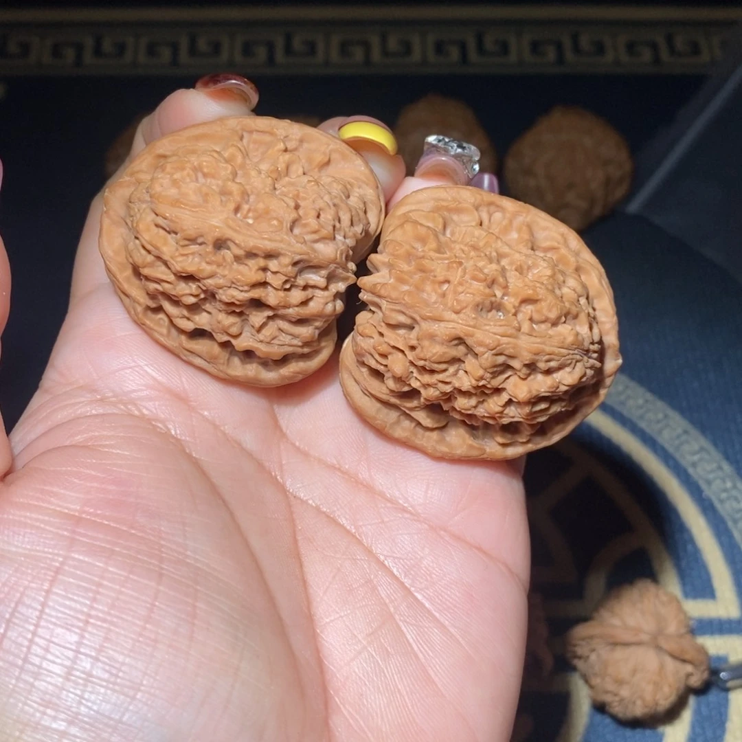 文玩核桃吊坠41尺全品南疆石