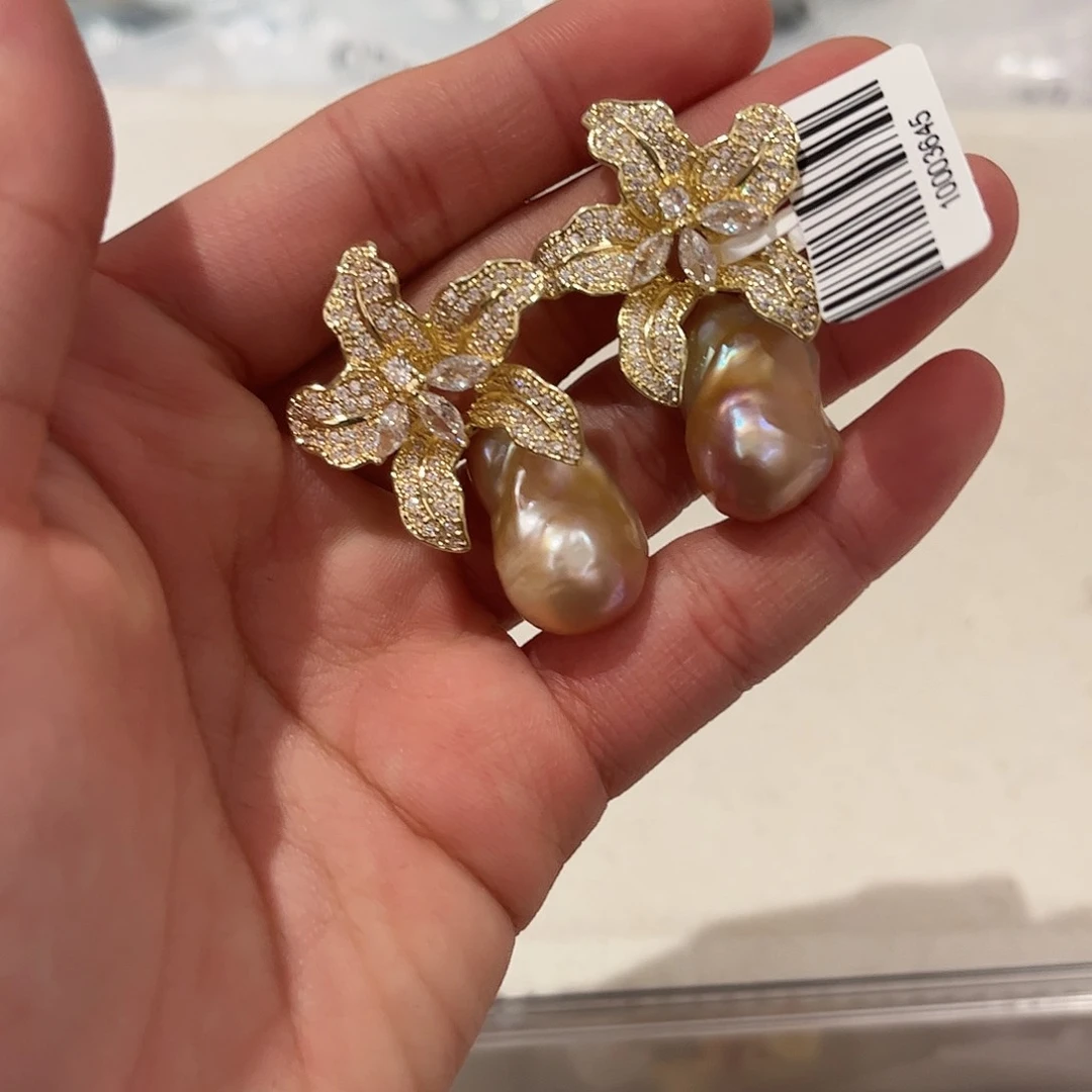 淡水珍珠耳饰合金