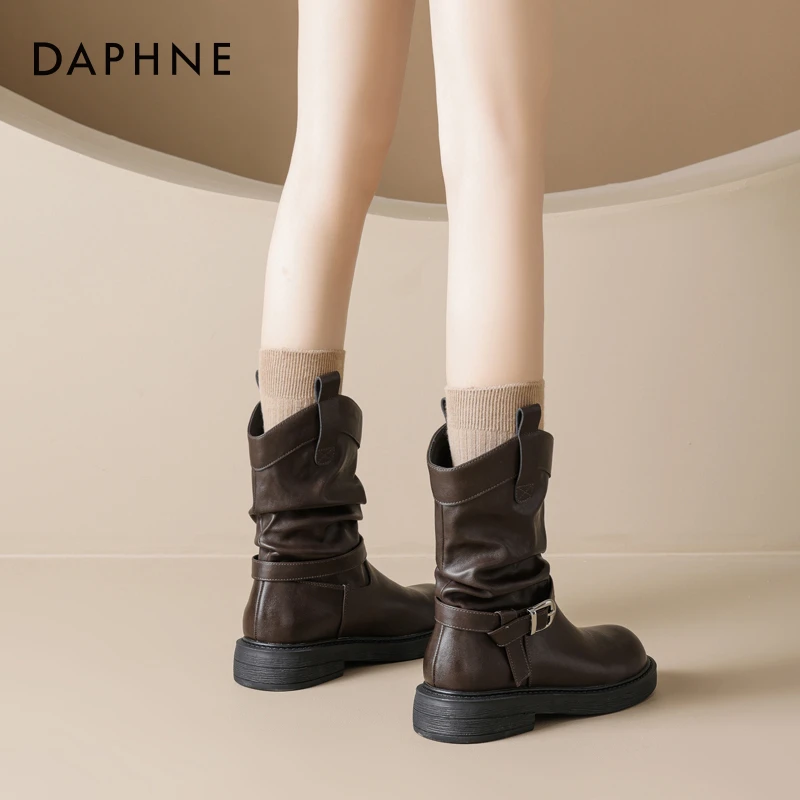 达芙妮厚底短靴女2025秋冬新款复古褶皱西部裤管堆堆靴棕色马丁靴