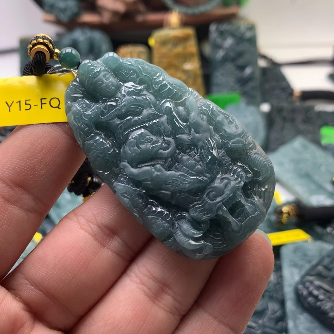 颈饰未镶嵌翡翠普贤