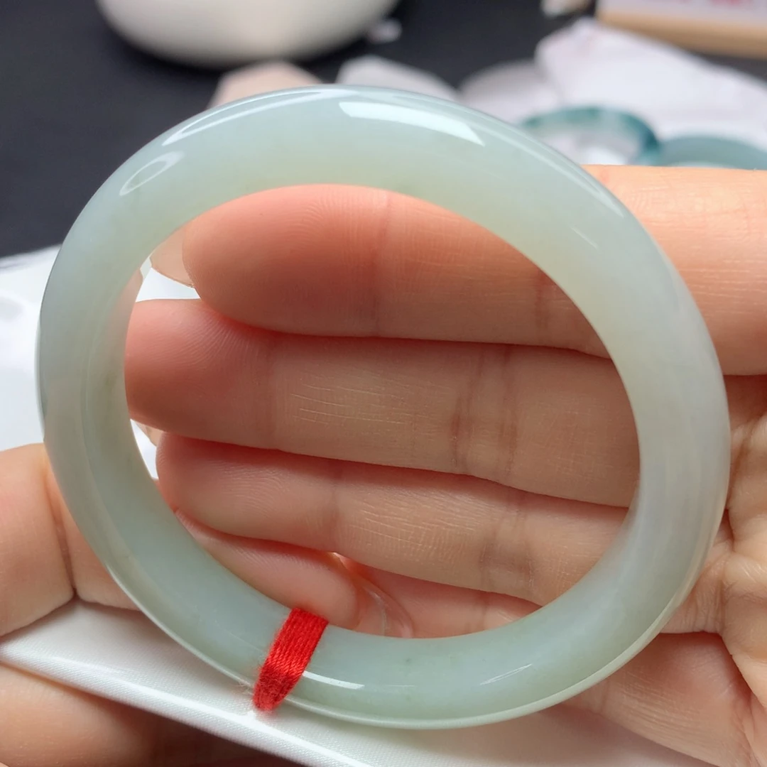 翡翠手镯未镶嵌56565757