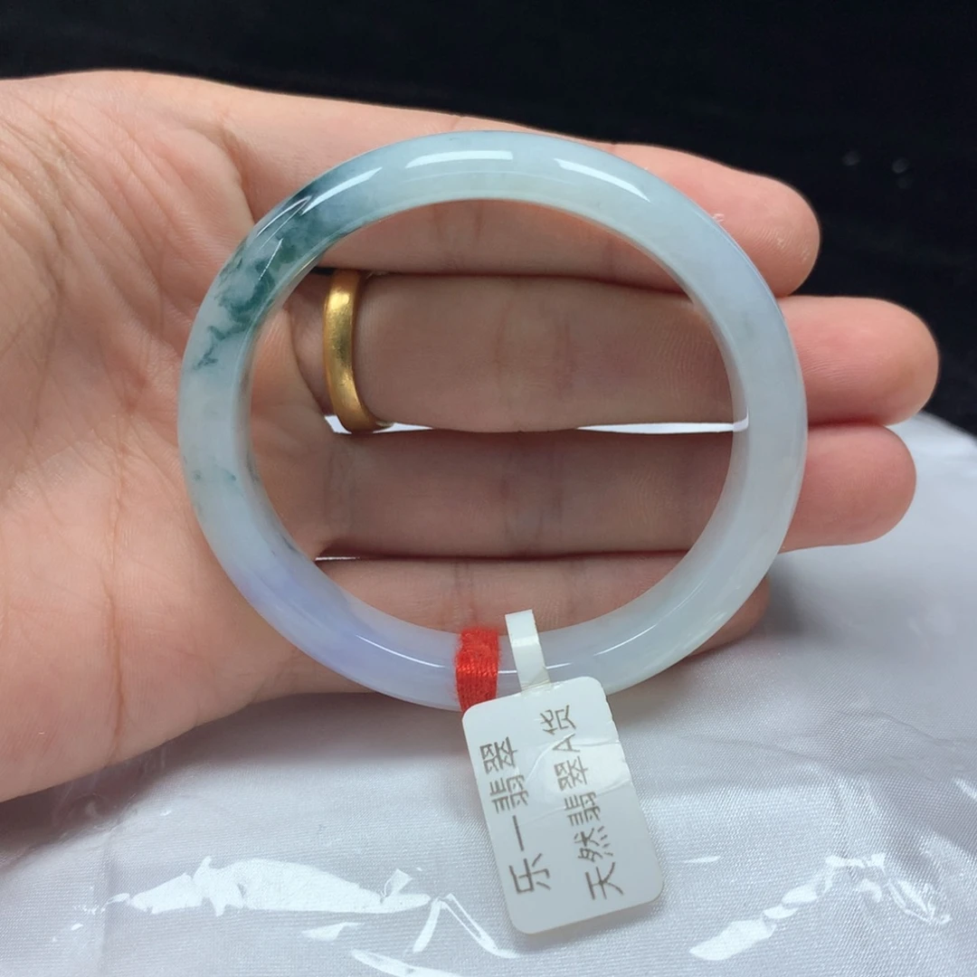 未镶嵌手镯（贵妃镯）翡翠53贵妃