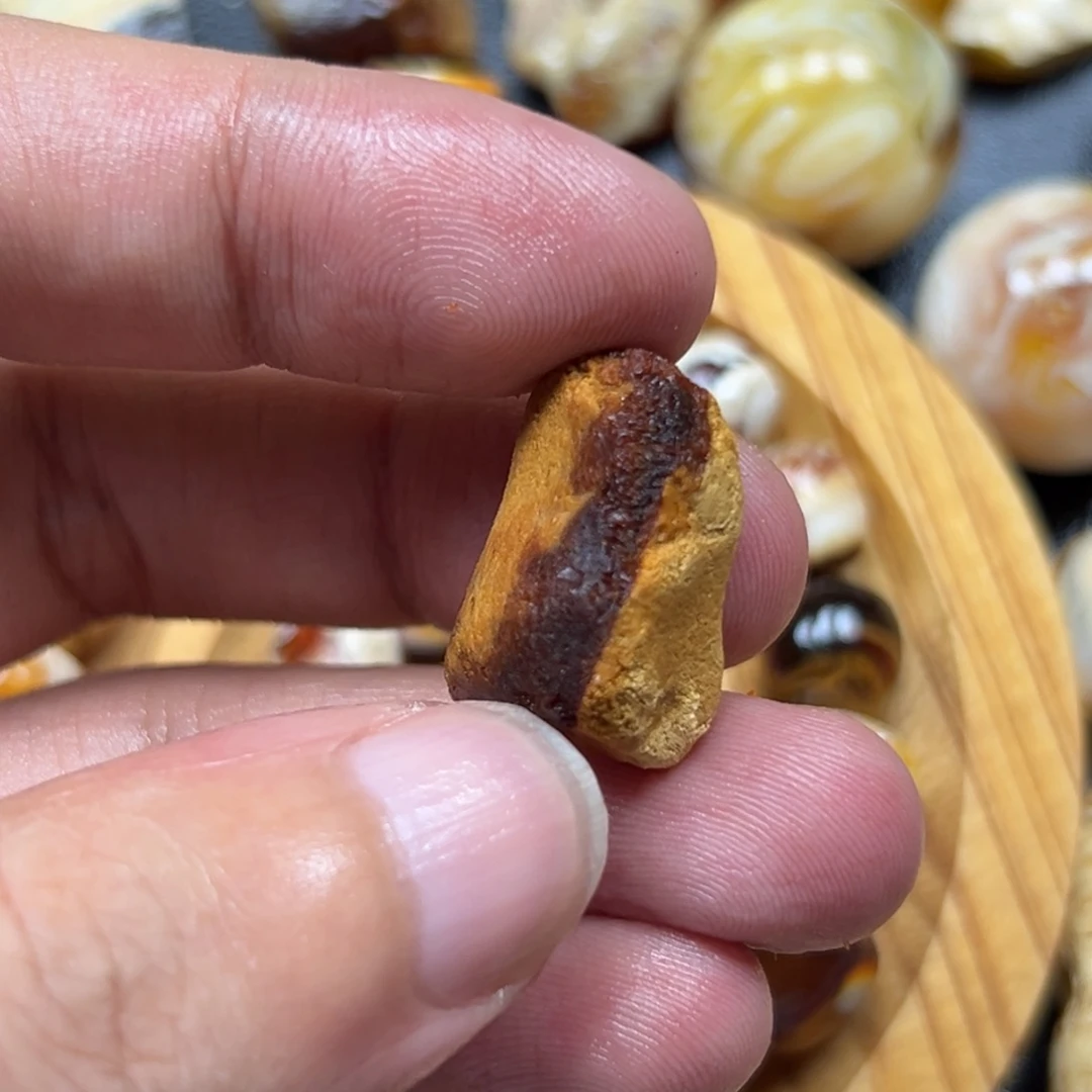 爷***等定制琥珀未镶嵌琥珀蜜蜡原石定制