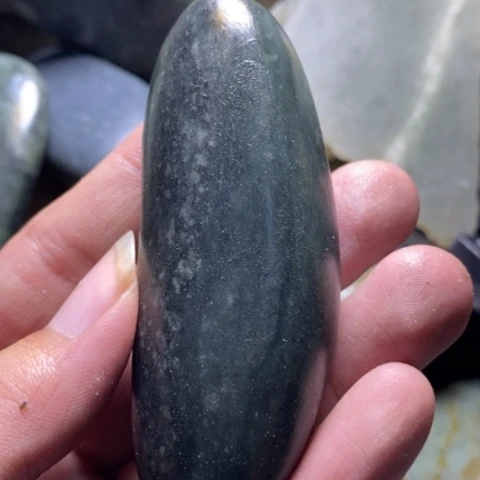 未镶嵌和田玉（糖玉）挂件