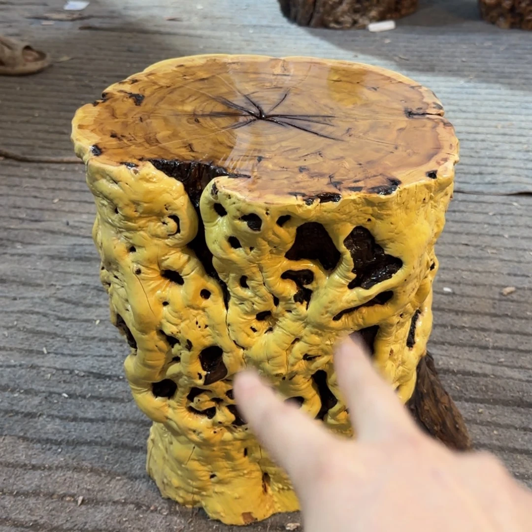 郑***哥龙纹鸡心枣木手工艺品