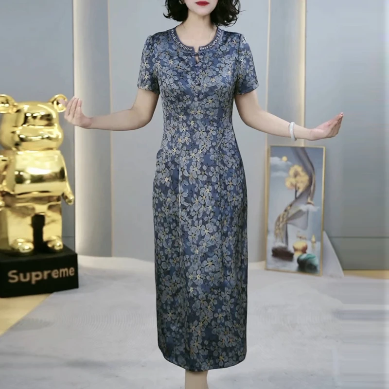 2025年夏季新款时尚修身显瘦裙子女气质优雅法式复古中长款连衣裙