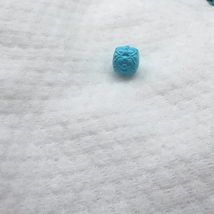 尺寸8/7➕蓝并蒂莲花珠一颗