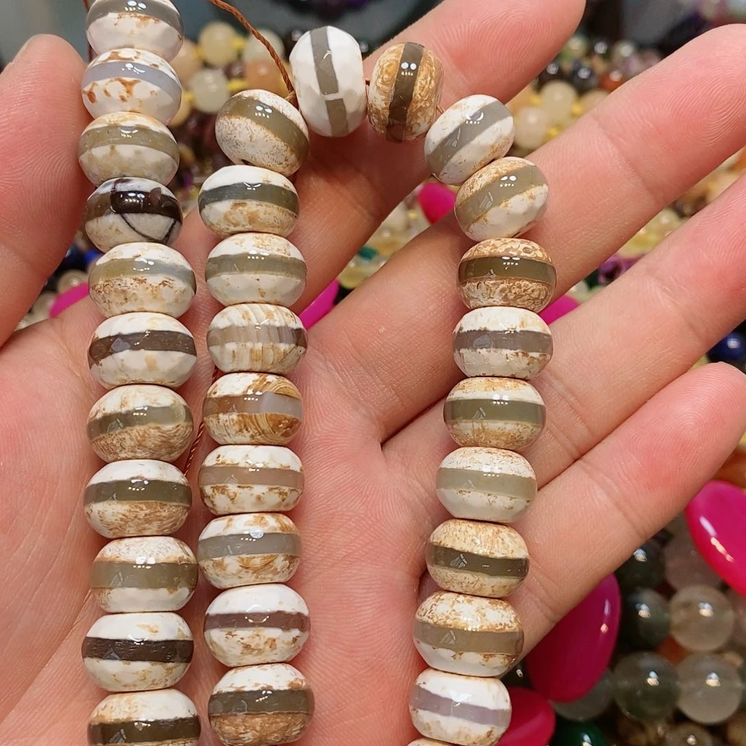 散珠玛瑙/玉髓玛瑙一线天珠一条14mm