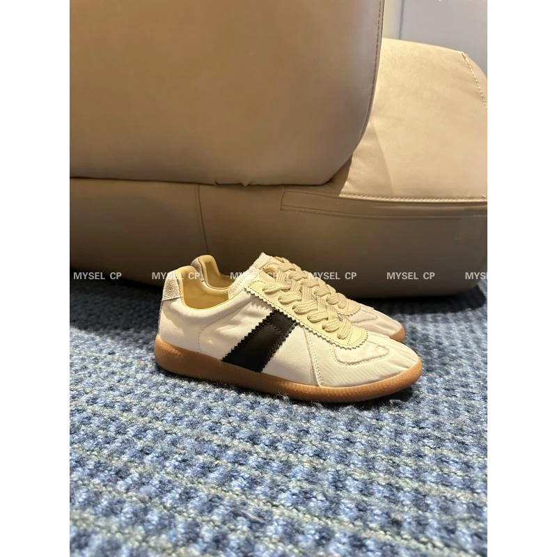 E链接~新款拼色系带舒适平底休闲鞋